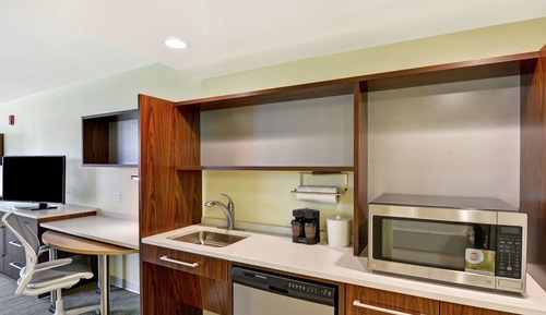 Suite, 1 grand lit, accessible aux personnes à mobilité réduite (Hearing)