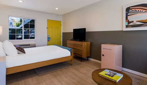 Chambre, 1 grand lit, non-fumeurs