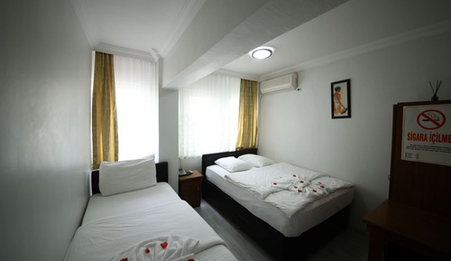 Chambre avec lits jumeaux