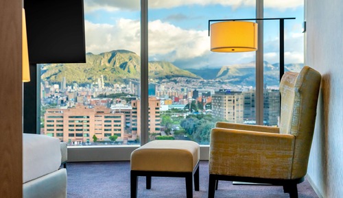 Suite, avec vue, en angle