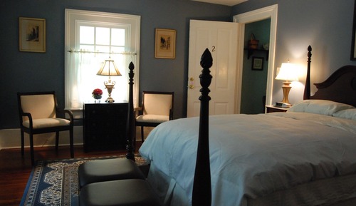 Chambre, 1 grand lit, cheminée