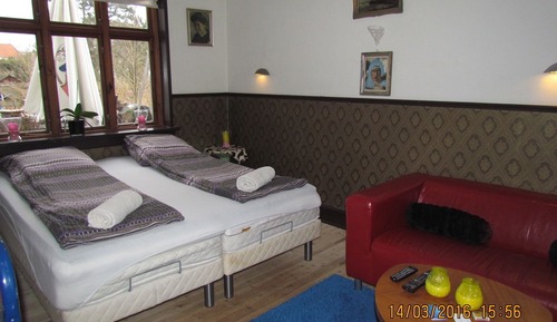 Chambre Triple, vue jardin