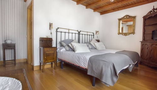 Chambre avec lits jumeaux