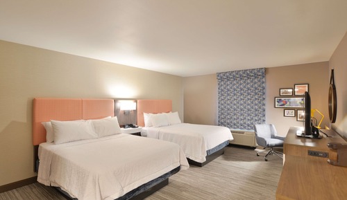 Chambre, 2 grands lits, accessible aux personnes à mobilité réduite (Hearing)