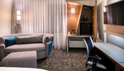 Chambre, 1 très grand lit et 1 canapé-lit (Mobility Accessible, Roll-In Shower)