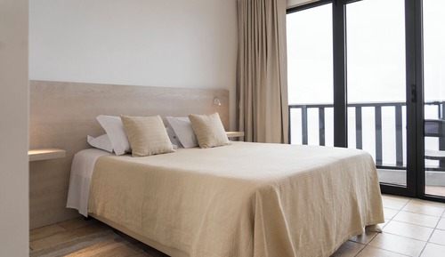 Chambre Double, vue mer, rez-de-chaussée