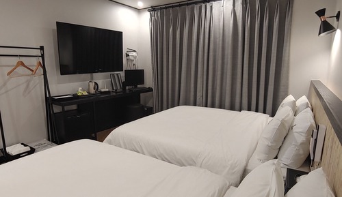 Chambre avec lits jumeaux