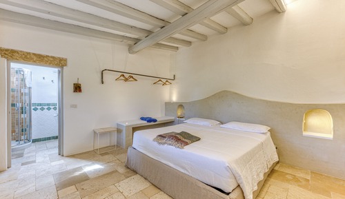 Chambre Deluxe Double ou avec lits jumeaux, 1 très grand lit, patio, côté jardin