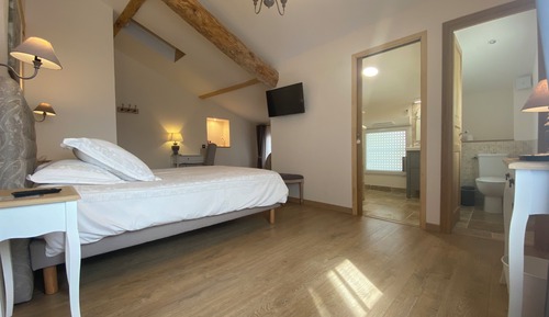Chambre Double Supérieure, 1 grand lit