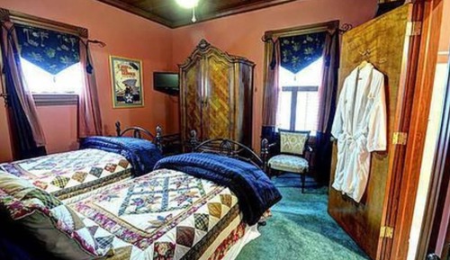 Chambre, salle de bains privée (Love of Flight)