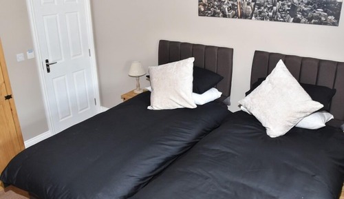 Chambre Standard Double ou avec lits jumeaux, salle de bains attenante