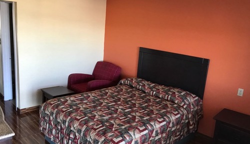 Chambre, 1 grand lit, fumeurs