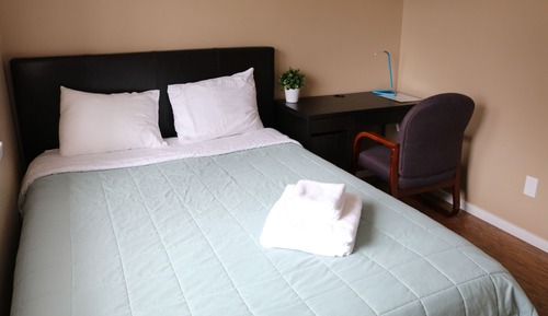 Chambre Double Classique, 1 grand lit, salle de bains commune, rez-de-chaussée