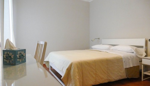 Chambre Double, salle de bains attenante