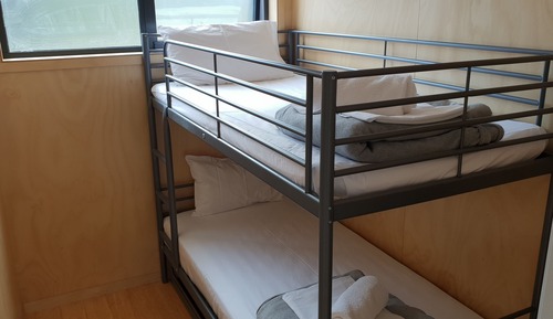 Cabane Confort, 1 chambre, coin cuisine, vue parc