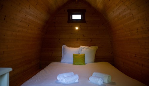 Cabane, 1 grand lit, non-fumeurs (Pod)