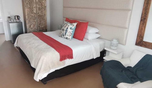 Chambre Standard Double ou avec lits jumeaux