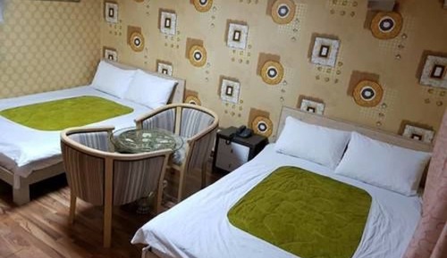 Chambre avec lits jumeaux (3)