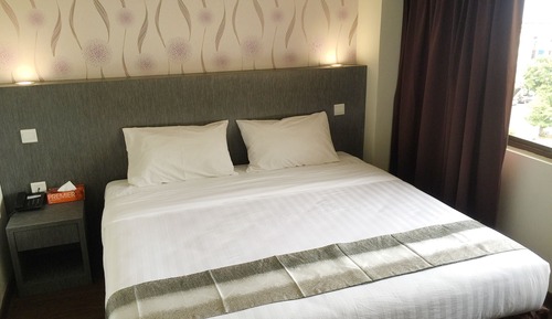 Chambre Exécutive, 1 très grand lit, vue mer