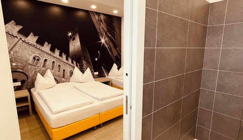 Chambre Triple Confort, 1 chambre, salle de bains privée, vue jardin