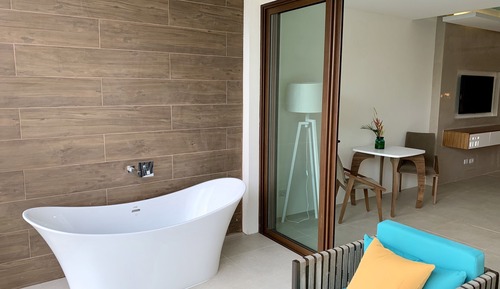 Suite Junior, 1 très grand lit, baignoire, vue océan