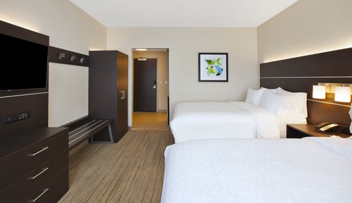 Chambre Standard, 2 grands lits, accessible aux personnes à mobilité réduite (Communications)