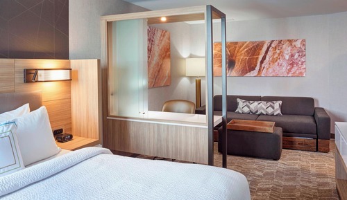 Suite, 1 très grand lit et 1 canapé-lit, non-fumeurs