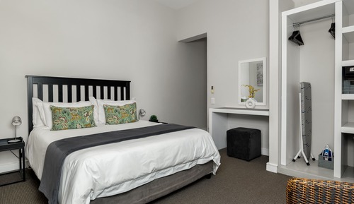 Appartement Luxe, 1 chambre, coin cuisine, vue montagne (Kalahari 1)