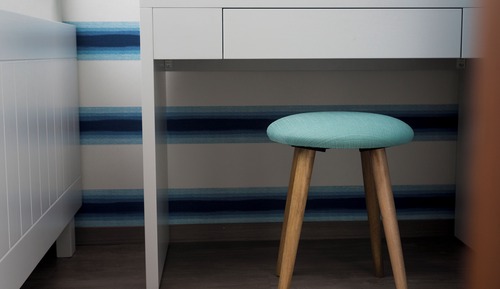 Chambre Simple, vue partielle sur la mer