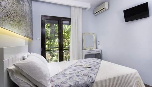 Chambre Économique, vue partielle sur la mer