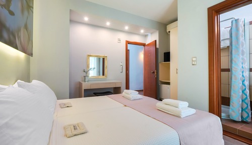 Chambre Standard, vue partielle sur la mer