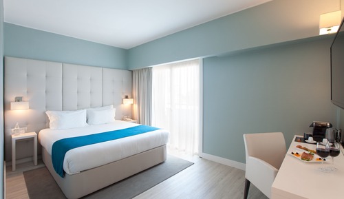 Chambre Premium Double ou avec lits jumeaux, balcon