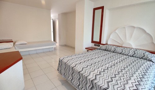 Standard Room, Street View