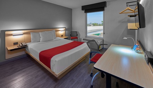 Chambre Supérieure, 1 grand lit et 1 canapé-lit, non-fumeurs