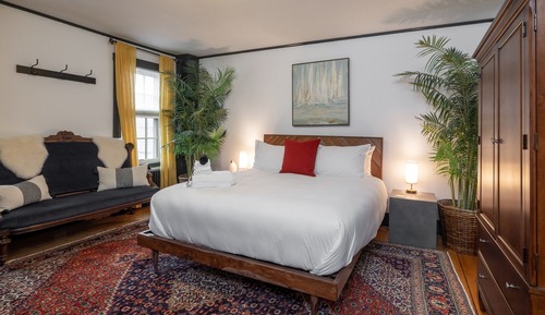 Chambre Deluxe (Cut and Run)