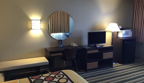 Chambre, 1 très grand lit, non-fumeurs