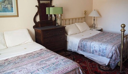 Chambre Quadruple Familiale, salle de bains commune (Room)