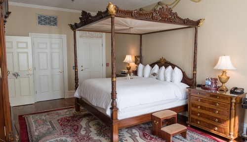 Chambre Simple Luxe, 1 très grand lit, accessible aux personnes à mobilité réduite