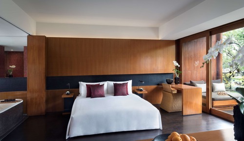 Chambre, vue jardin