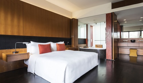 Suite, vue fleuve (Kasara)