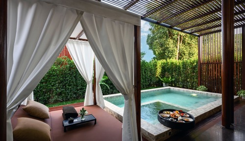 Suite, vue jardin (Kasara)