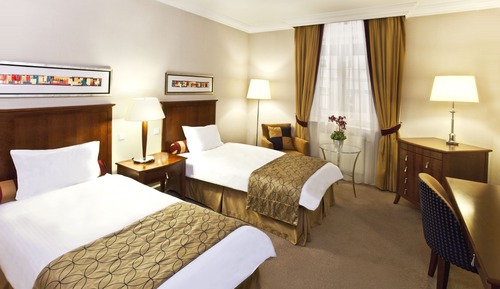 Chambre Supérieure avec lits jumeaux