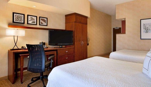 Chambre, 2 grands lits, accessible aux personnes à mobilité réduite