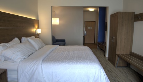 Chambre, 1 très grand lit et 1 canapé-lit, non-fumeurs