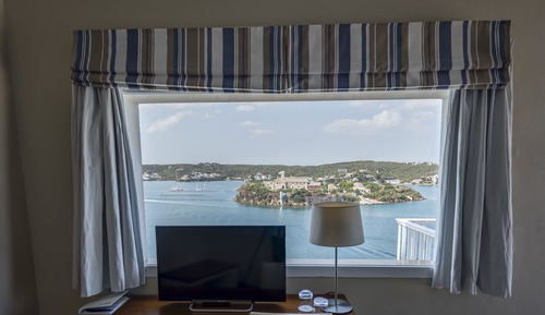Chambre Double pour 1 personne, balcon, vue partielle sur la mer