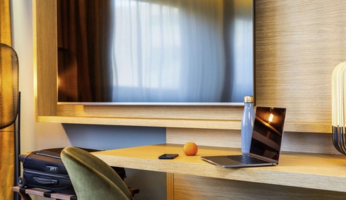 Privilege, Chambre, 1 lit double, vue piscine