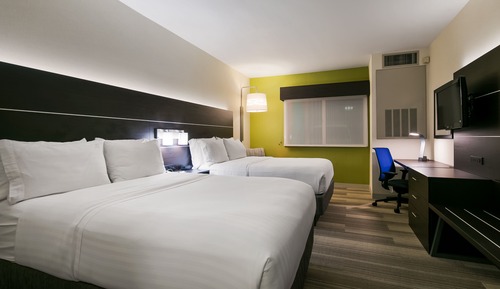 Chambre Standard, 2 grands lits, accessible aux personnes à mobilité réduite (Communications)