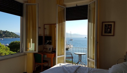 Chambre Double, vue mer