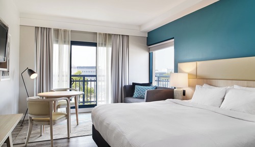 Chambre Standard, 1 très grand lit (High Floor)
