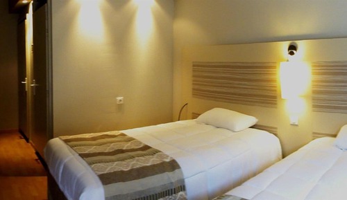 Chambre Supérieure, 2 lits une place